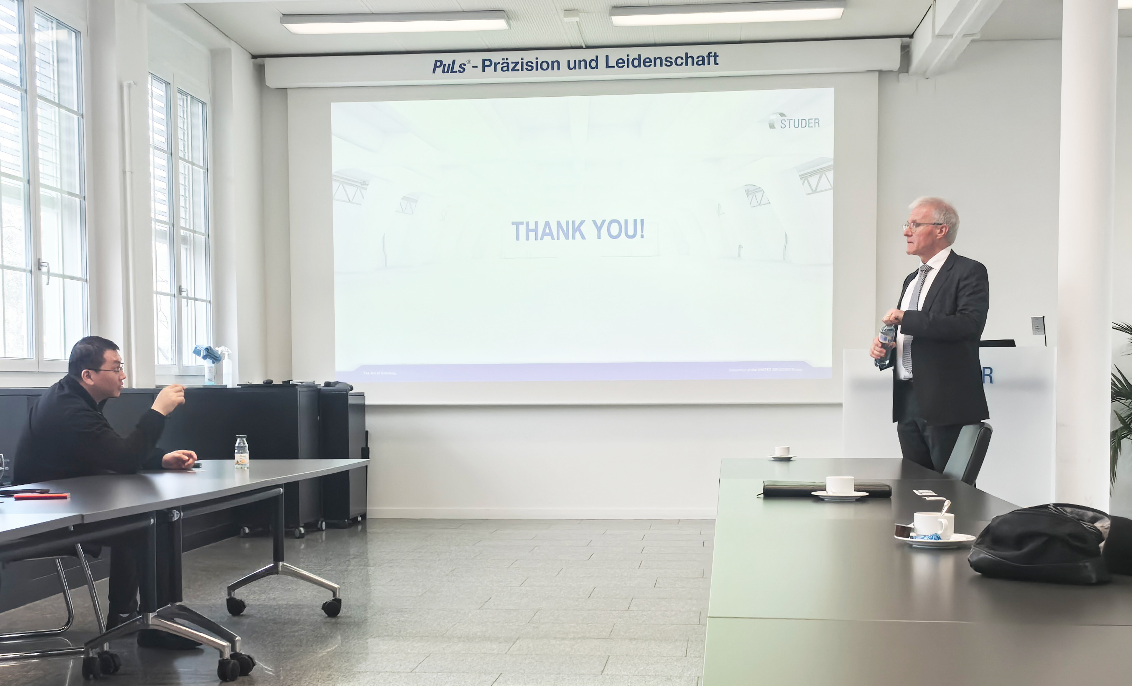 1766118714170898.jpg e85033aee4f42ba9e523577fc49c7540.jpg