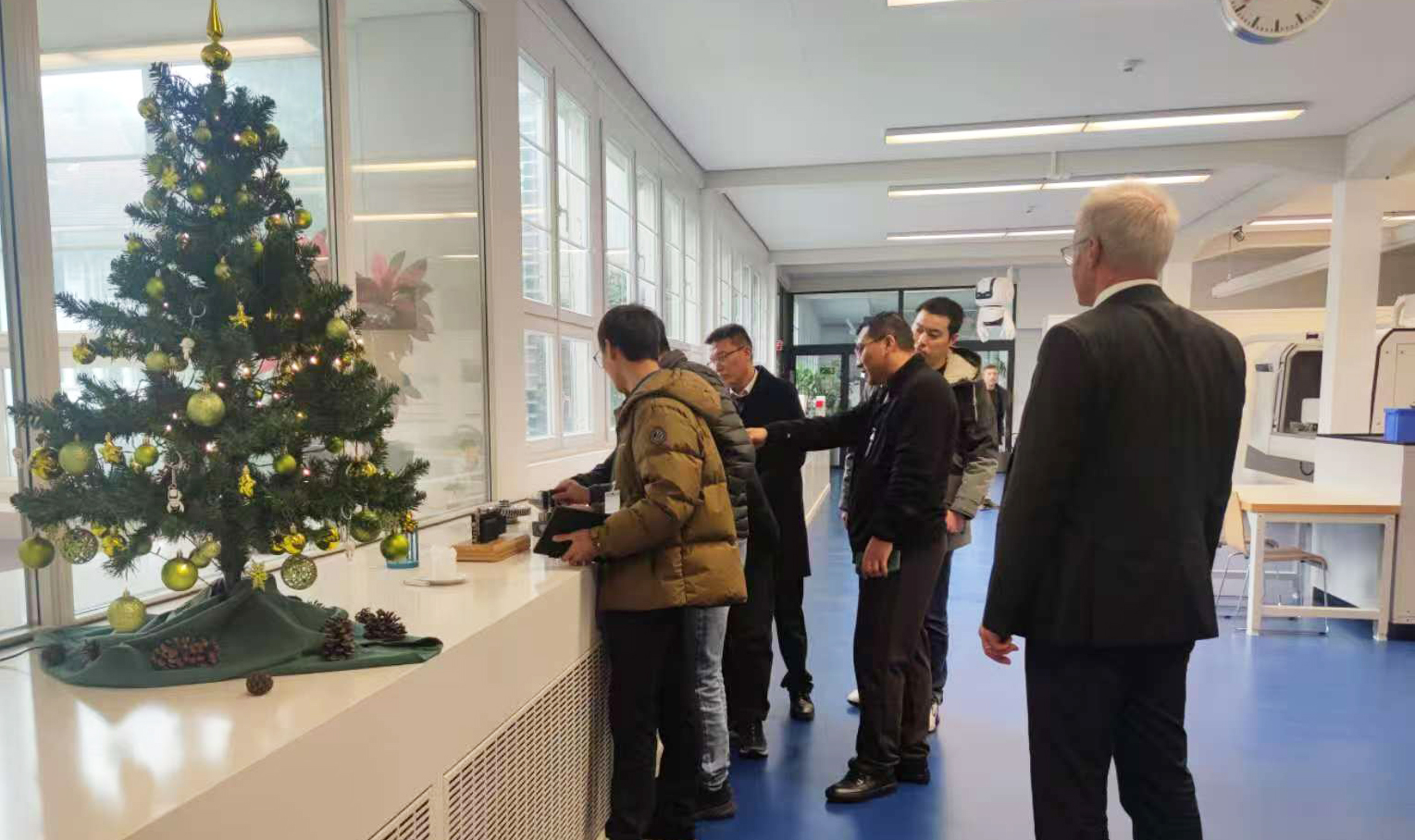 1766118765944824.jpg 3b3ee509cceb18cdd14b6bb2c7692214.jpg